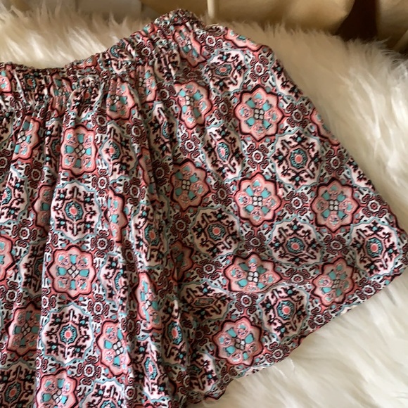 Geo print boho off the shoulder top - Picture 2 of 3